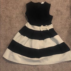 Girls Dress (Crazy 8)